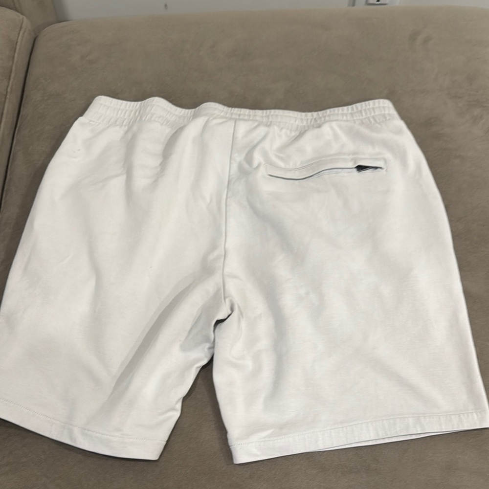 Psycho Bunny White Casual Soft Shorts - Picture 4 of 5